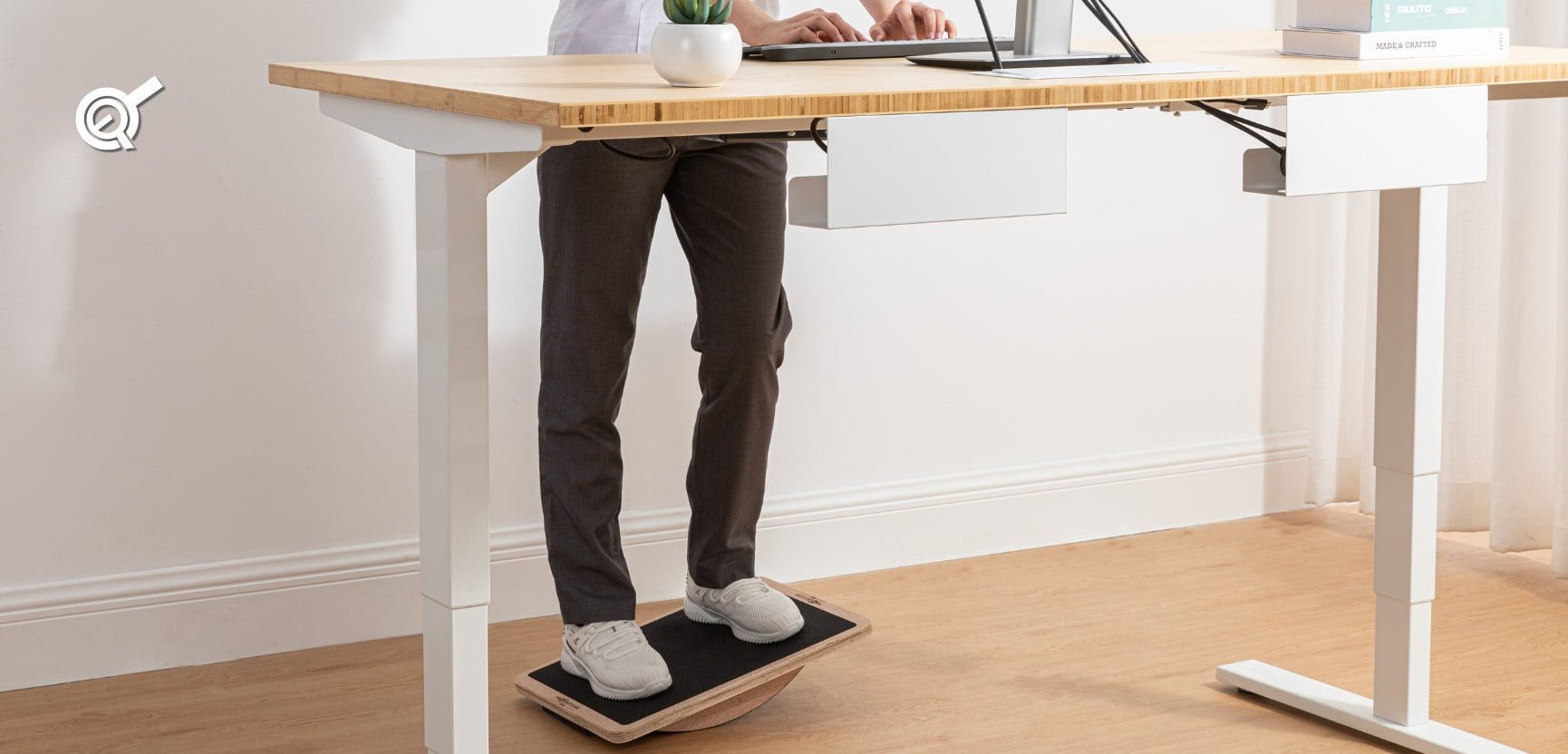  Enhance Your Desk Convenience