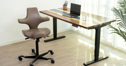 Active sitting with Capisco chair