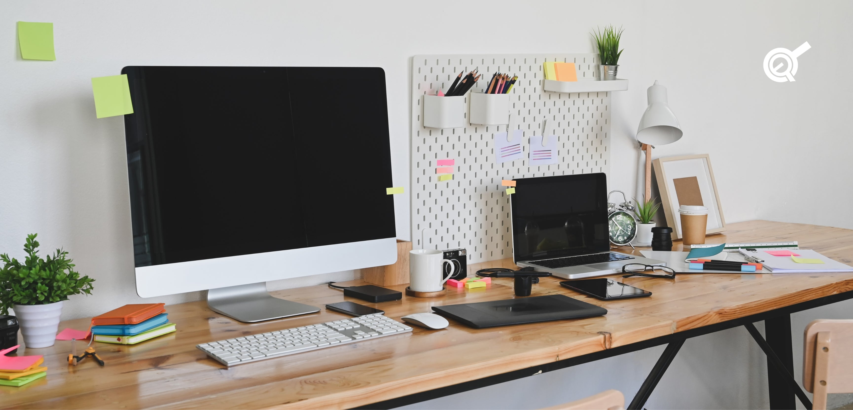 Minimalist Workspaces Design Trends Shaping Productive Homes in 2026 3 Clean desk setup with organized supplies and balanced natural light.
