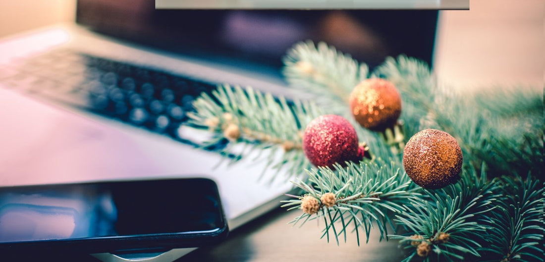10 Ideas to Make Your Workspace More Festive
